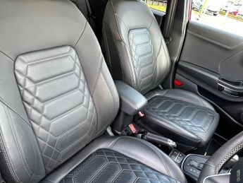 Ford Puma 5Dr ST-Line Vignale 1.0 MHEV 155PS Auto