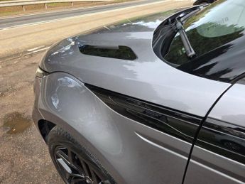 Land Rover Range Rover Evoque 2.0 D200 R-Dynamic SE 5dr Auto