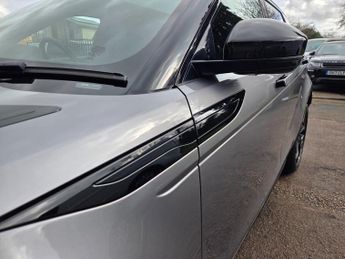 Land Rover Range Rover Evoque 2.0 D200 R-Dynamic SE 5dr Auto