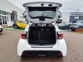 Toyota Yaris 1.5 Hybrid Excel 5dr CVT