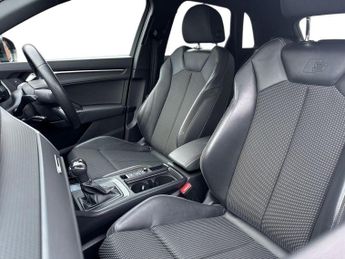 Audi Q3 35 TFSI S Line 5dr S Tronic