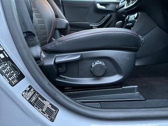 Ford Puma 5Dr ST-Line X 1.0 MHEV 125PS Auto