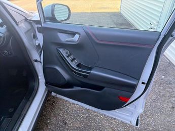 Ford Puma 5Dr ST-Line X 1.0 MHEV 125PS Auto