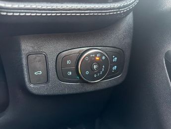 Ford Puma 5Dr ST-Line Vignale 1.0 MHEV 155PS Auto