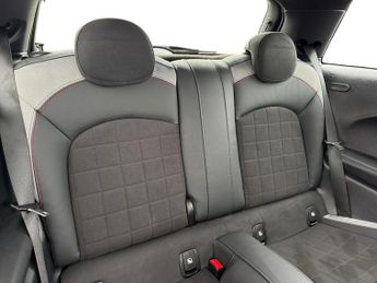 MINI HATCHBACK Cooper 3Dr Sport 1.5 Auto