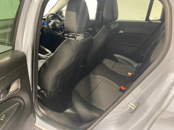 Jeep Avenger 54kWh (156PS) EV Automatic e-Summit 5dr.