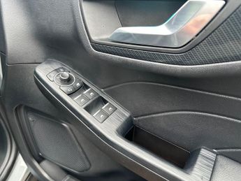 Ford Kuga 5Dr ST-Line X Edition 2.5 FHEV 190PS 2WD Auto