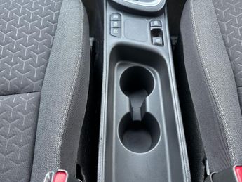 Toyota Yaris Cross 5Dr Design 1.5 Hybrid Auto