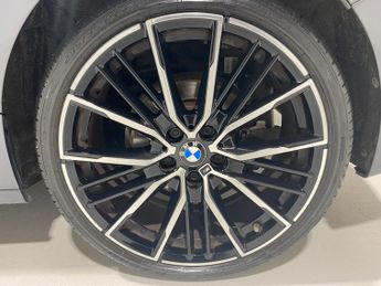 BMW 1 Series 116d (116PS) Automatic M Sport 5dr**HIGH SPEC**