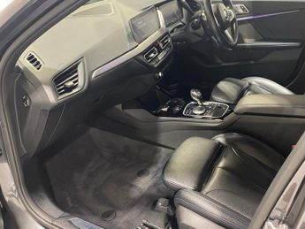 BMW 1 Series 116d (116PS) Automatic M Sport 5dr**HIGH SPEC**