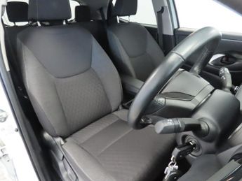 Toyota Yaris 1.5 Hybrid Design 5dr CVT