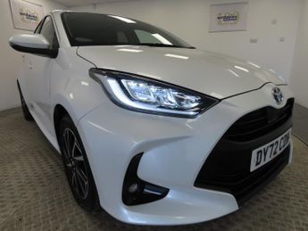 Toyota Yaris 1.5 Hybrid Design 5dr CVT