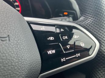 Volkswagen Golf 2.0 TDI 150 R-Line 5dr DSG