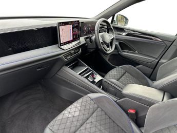 Volkswagen Tiguan VW  5Dr R-Line 1.5 PHEV TSI Auto