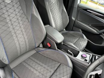 Volkswagen Tiguan VW  5Dr R-Line 1.5 PHEV TSI Auto