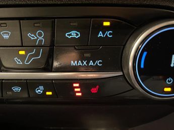 Ford Fiesta 1.0 Turbo EcoBoost (125PS) mHEV Automatic Titanium X 5dr.