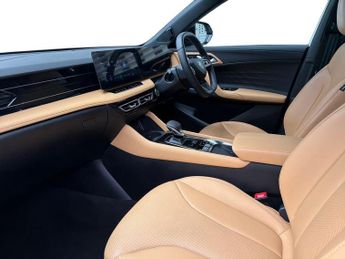 MG HS 5Dr Trophy 1.5 Auto