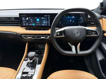 MG HS 5Dr Trophy 1.5 Auto