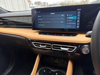 MG HS 5Dr Trophy 1.5 Auto