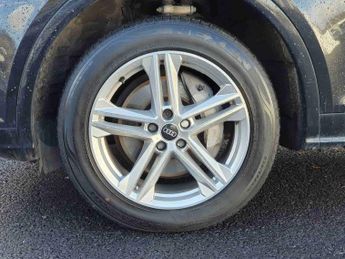 Audi Q5 50 TFSI e Quattro S Line 5dr S Tronic