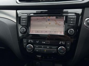 Nissan Qashqai 1.7 dCi Tekna 5dr 4WD CVT