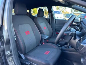 Ford Fiesta 5Dr ST-Line 1.0 MHEV 125PS Auto