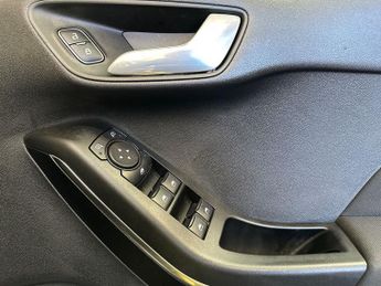 Ford Fiesta 5Dr ST-Line 1.0 MHEV 125PS Auto