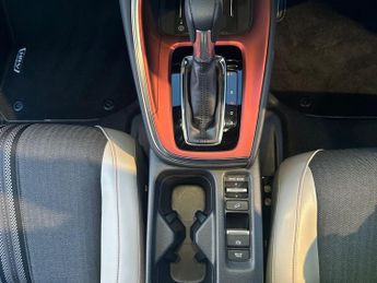 Honda HR-V 5Dr Advance Style 1.5 I-mmd Hybrid