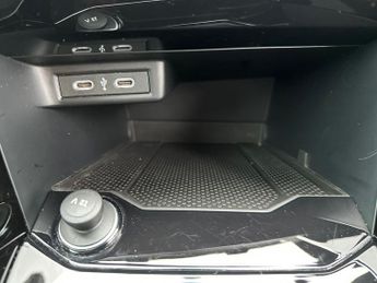 Volkswagen T-roc VW  Convertible R-Line 1.5 TSI Auto