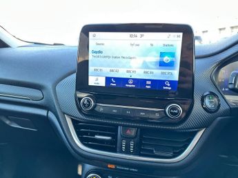 Ford Fiesta 5Dr Titanium Vignale 1.0 MHEV 125PS Auto