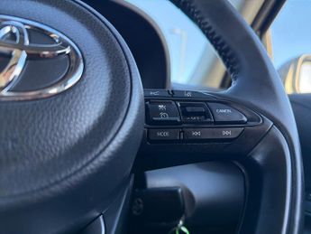 Toyota Yaris 5Dr Icon 1.5 Hybrid Auto