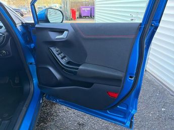 Ford Puma 5Dr ST-Line 1.0 MHEV 125PS Auto