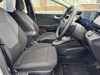 Ford Puma 1.0 EcoBoost Hybrid mHEV Titanium 5dr DCT