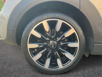 MINI HATCHBACK 2.0 Cooper S Exclusive II 5dr Auto