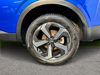 Nissan Qashqai 5Dr N-Connecta (Glass Roof) 1.5 E-Power Auto