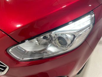 Ford Galaxy 2.0 EcoBlue (150PS) Automatic Titanium 5dr**7 seater**Winter Pac