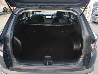 Hyundai Tucson 1.6 TGDi Hybrid 230 SE Connect 5dr 2WD Auto