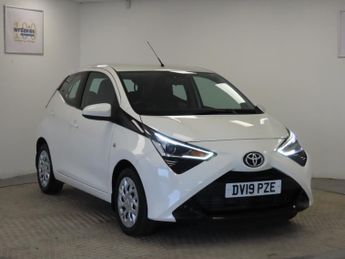 Toyota AYGO 1.0 VVT-i X-Play 5dr