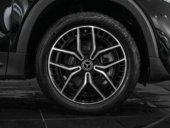 Mercedes-Benz EQB EQB 350 4M 215kW AMG Line Premium 66.5kWh 5dr Auto (7 Seats)