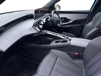 Peugeot 3008 5Dr GT 157kW 73kWh Auto