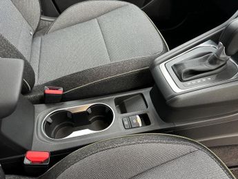 Renault Captur 5Dr Techno 1.6 E-Tech FHEV 145PS Auto