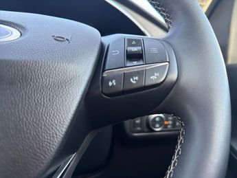 Ford Kuga 5Dr Vignale 2.5 FHEV 190PS 2WD Auto