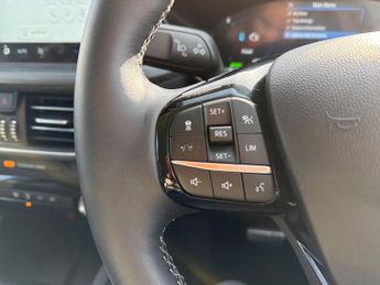 Ford Kuga 5Dr Active 2.5 FHEV 180PS 2WD Auto