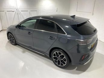 Kia ceed 1.5T GDi (158PS) 6 spd GT-Line 5dr.