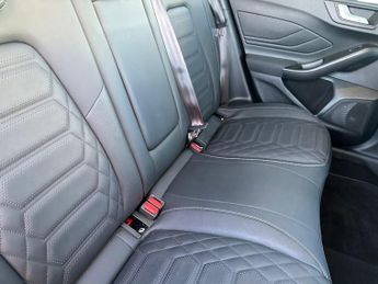 Ford Focus Estate Active X 1.0 MHEV 155PS Auto