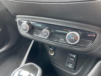 Vauxhall Crossland X 