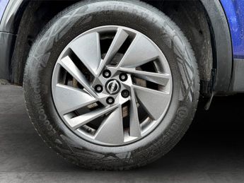 Nissan Qashqai 1.3 DiG-T MH 158 Acenta Premium 5dr Xtronic