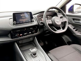 Nissan Qashqai 1.3 DiG-T MH 158 Acenta Premium 5dr Xtronic