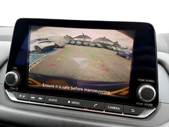 Nissan Qashqai 1.3 DiG-T MH 158 Acenta Premium 5dr Xtronic