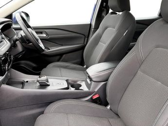 Nissan Qashqai 1.3 DiG-T MH 158 Acenta Premium 5dr Xtronic